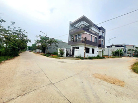 Một lô duy nhất view bờ kênh đồng hin thoáng mát cực đẹp tại Đồng Tâm- Vĩnh Yên - Vĩnh Phúc