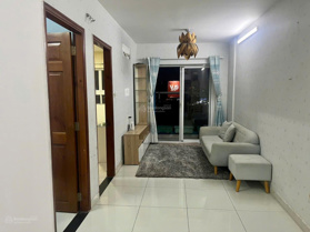 Cho thuê căn hộ 8x Plus, 2PN - 2WC, đủ nội thất. Nhà mới, đẹp, view thoáng, giá thuê 8 tr/tháng