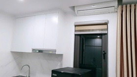 Cho thuê  thẳng tòa CHDV Mỹ Đình 50m2 x 6 tầng 11 phòng full đồ