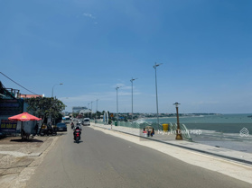 Gia đình cần bán 725m2 thổ cư mặt tiền Huỳnh Thúc Kháng, Hàm Tiến cạnh khu vui chơi hot Hanna Beach