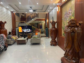 Bán nhà mặt phố đường Phạm Hùng, 8,5 tỷ, 125m2, 5PN, pháp lý đầy đủ