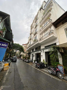 Mặt phố Ng Quang Bích 75m2 x 8T TT Hoàn Kiếm kinh doanh đỉnh - hiếm có khó tìm - hạ 3 tỷ, giá sốc