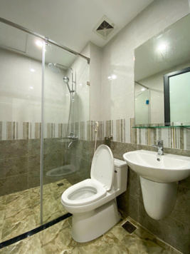 Mặt ngõ Thái Thịnh - kinh doanh - 5 tầng 6 ngủ - 2 thoáng trước sau, 10m ra ô tô tránh