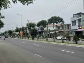 Bán nhà MT Nguyễn Lương Bằng, đường 33m, kề 5m khu vực kinh doanh sầm uất (gần Nguyễn Chánh)