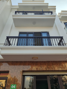 Bán nhà 3 tầng, vị trí đẹp, đường rộng ô tô tránh nhau, gần trường lái xe, cầu Kiến An, Hải Phòng