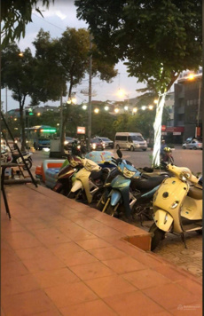 Cho thuê cửa hàng mặt phố Ngô Gia Tự, Long Biên