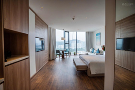 Cắt lỗ căn hộ cao cấp A La Carte Hạ Long 1pn full nội thất 5* căn góc view hồ và TP. DT 50m2