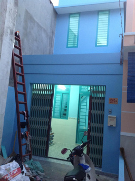 Cho thuê nhà trong hẻm đẹp, gần mặt tiền Đoàn Văn Bơ, Quận 4