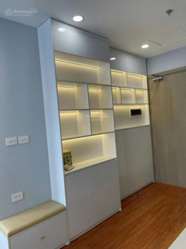 Tôi bán căn hộ 2PN - 64m2 - căn góc full đồ giá 4 tỷ KĐT Vinhomes Smart City