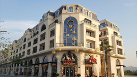 Cần chuyển nhượng căn dinh thự 2 mặt tiền Royal Mansion, Ngã 6 Bắc Giang