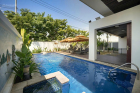 Bán nhà villa đường Lê Văn Miến, sát biển Nguyễn Tất Thành