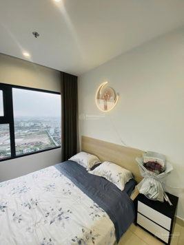 Bán gấp căn hộ Studio diện tích rộng, view thoáng đẹp, full đồ mới, sẵn sổ đỏ. Giá chỉ 1 tỷ 730