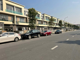 Bán shophouse VietSing Square - KĐT VSIP chỉ hơn 4 tỷ/ căn, cạnh ngay toà chung cư thương mại