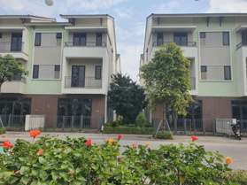 Bán Shophouse tại Centa City, 7,4 tỷ, 90m2, 3PN, 3WC, mặt tiền 6m