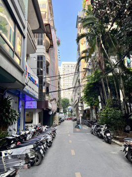 Cách phố 2 nhà! Thái Hà, mặt ngõ ô tô, 125m2, MT 5m5