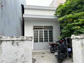 Bán nhà kiệt Sơn Trà sát cầu Rồng, trung tâm Đà Nẵng tiện ích đầy đủ, với giá siêu hợp lý