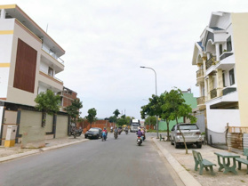 CC bán lô góc biệt thự 2 mặt tiền đường 16m và 7m, diện tích 192,1 m2, mặt tiền 7,5m, KDC sầm uất