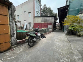 Hàng đầu tư, giá F0, đường ô tô thông, 2 đầu đều là đường to, đất vuông vừa ra sổ