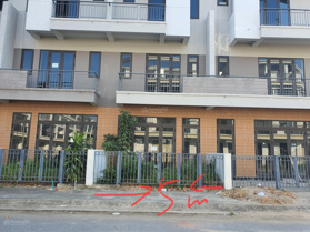 Bán Shophouse 75m2, 4,6 tỷ tại Centa Diamond, Đường Hữu Nghị, Phường Phù Chẩn, Từ Sơn, Bắc Ninh