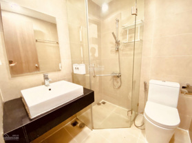 Siêu phẩm cho thuê CHCC Gold View, 81m2, 2PN 2WC, giá 18 tr/th, Q. 4