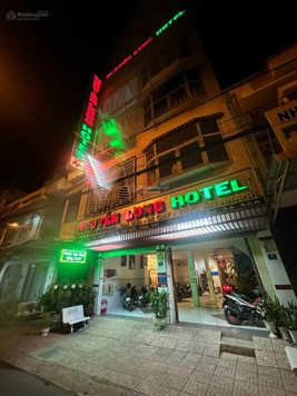 Bán gấp khách sạn 19P tại Tháp Mười, Đồng Tháp