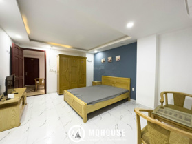 Cho thuê phòng hẻm xe hơi, rộng 25m2, có thang máy, đường CMT8 Q10