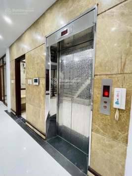 Bán shophouse đẹp tại Thành Phố Giao Lưu, giá 43 tỷ, 120m2, 5 tầng