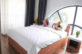 Căn hộ Saigon Garden Hill view hồ bơi 2PN - nhận full nội thất cao cấp
