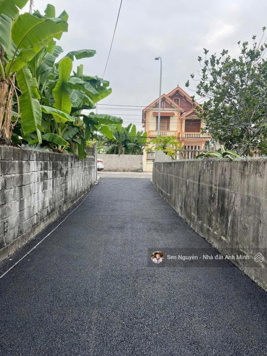 Hàng F0 ngõ trải nhựa - cách đường trục chính chỉ 20m - ô tô đỗ cửa tại Minh Tân