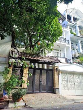 CHO THUÊ NHÀ GẦN SÂN BAY DT:5x24M CÓ HẦM 1 TRỆT 2 LẦU P4 TÂN BÌNH