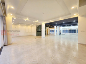 Top 10 nhà phố văn phòng cho thuê tại Sala Quận 2 DT 6x21m - 12x21m hầm + 5 tầng nổi