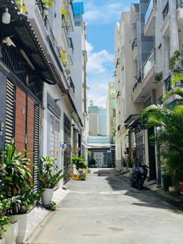 50 M2, NGANG 4, 5 tầng, 4 PN, ĐƯỜNG QUANG TRUNG PHƯỜNG 8 GÒ VẤP GIÁ 7,3 TỶ