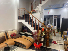 Bán nhà oto ngủ trong nhà Thị trấn Nhà Bè chỉ 4,2 tỷ