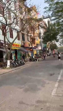 Cho thuê nhà mặt phố Nguyễn Đình Hoàn, Nghĩa Đô, Cầu Giấy mặt tiền 10.5m 6 tầng