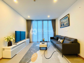 cho thuê căn hộ 2 phòng ngủ dát vàng Sam Towers - Mặt tiền sông Hàn view pháo hoa