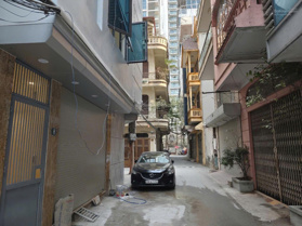 Cho thuê phòng ngõ 293 Khuất Duy Tiến, Trung Hoà, Cầu Giấy, Hà Nội DT 22m2 giá 4.5 tr/tháng