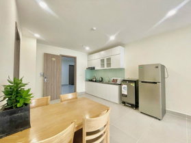 Căn hộ 2 phòng ngủ ban công cực rộng, cửa sổ đón nắng tại Nguyễn Văn Hưởng