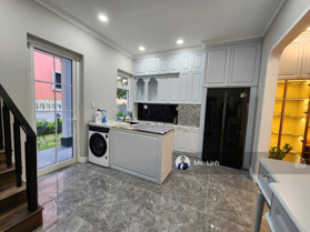 Bán ngộp nhà phố 6x20m tặng nội thất 1,3 tỷ Novaworld Phan Thiết. Giá 4, xtỷ, chìa khóa trao tay