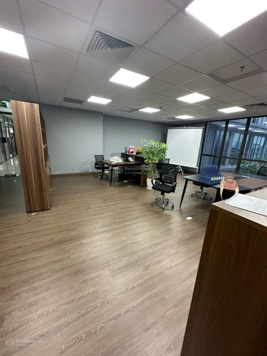 Chính chủ cho thuê căn hộ officetel dự án ST. Moritz 72m2 full nội thất giá 17tr, LH: 0985 807 826 Vy