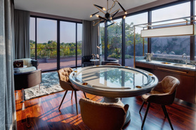 Chuyển đổi nhu cầu cần bán Biệt thự đảo Ecopark - 300m2 đất 3 tầng hoàn thiện full đồ đẹp