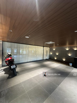 Cho thuê Sky Villa Celadon City - 216m2/3PN/2WC - full nội thất - có garage trong nhà. Giá 27tr