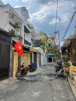 Chính chủ bán nhà hẻm 6m - số 70/6 đường Đô Đốc Long, P. Tân Quý, Q. Tân Phú