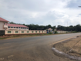 Cần sang nhanh 11x50= 550m2 đất ở ngay chợ, sát đường tỉnh 42m dân cư đông. Giá 210 triệu