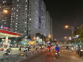 Bán trường cao đẳng mặt tiền Phan Văn Hớn-Trường Chinh, Q12. DT 4890m (55x87m), 5tấm, 105phòng đẹp