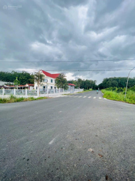 Bán 230m2 đất, khu phố 4, phường Minh Hưng, thị xã Chơn Thành.