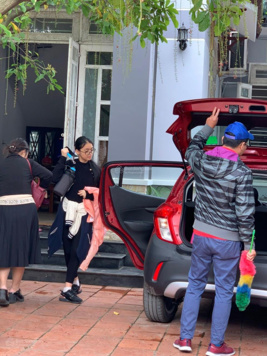 Bán nhà 2 tầng có sân vườn ngõ ô tô Chế Lan Viên