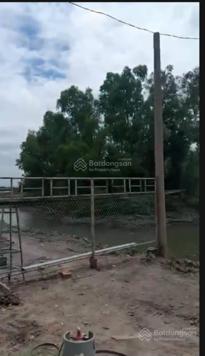 Cần bán bãi vật liệu xây dựng bến thủy nội địa Xã Tân Nhựt. Đường 8m, xe container vào được