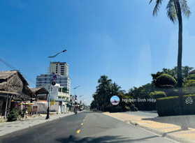 Bán resort 940m2 mặt tiền biển Nguyễn Đình Chiểu, Hàm Tiến