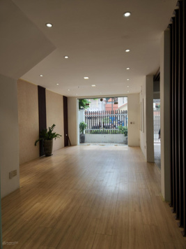 Chính chủ cần bán nhà KDC Him Lam 6A, vị trí đẹp đường lớn, DT 100m2, giá chỉ 16,4 tỷ LH 0937 777 279