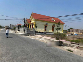 Bán cắt lỗ mảnh đất vừa được mẹ cho dt 89m giá 990tr bao sổ mt 4,5m đối diện Flamingo cách biển 50m